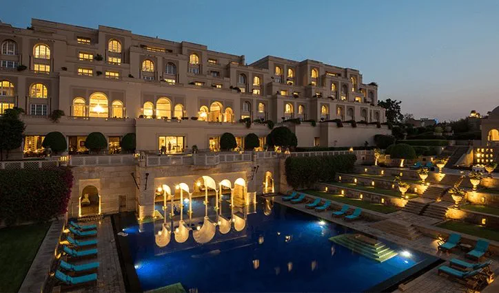 Escorts near The Oberoi Amarvilas Hotel Tajganj Agra