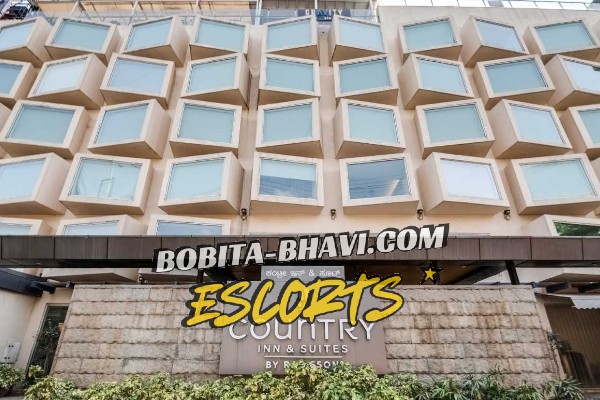 Escorts near Hotel Country In Suites By Radisson Nagavara Bengaluru