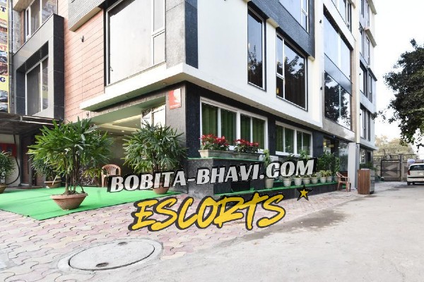 Escorts near Hotel Sun Viey By International Karol Bagh Delhi