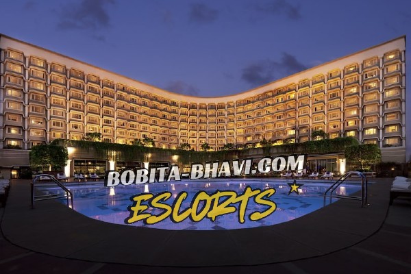 Escorts near Hotel The Taj Palace Chanakyapuri Delhi