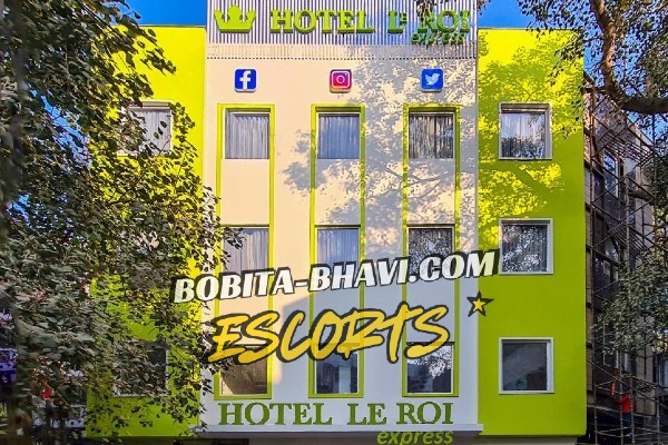 Escorts near Le Roi Express Hotel Paharganj Delhi