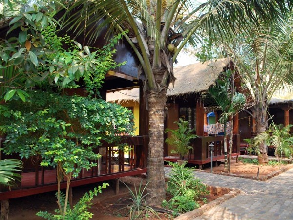 Escorts near Casa Fiesta Resort Canacona Goa