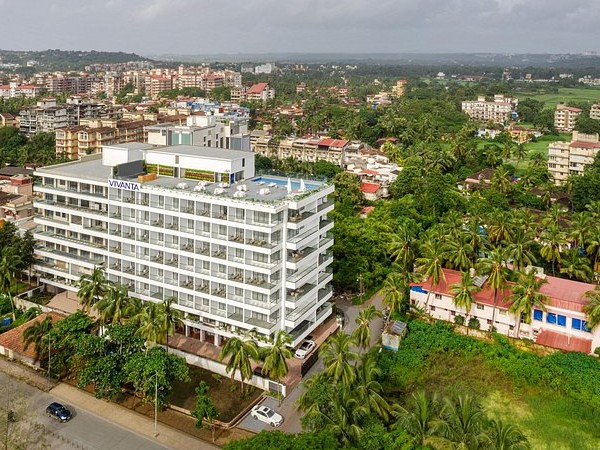 Escorts near Hotel Vivanta Miramar Goa