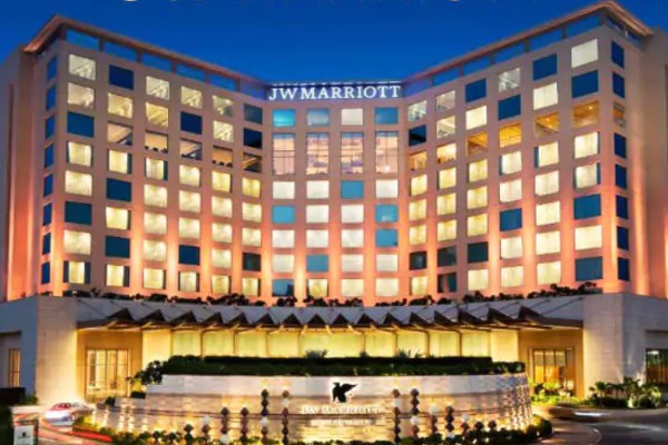 Escorts near Hotel Jw Marriott Juhu Mumbai