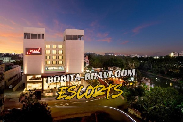 Escorts near Hotel Grand By Grt Labbipet Vijayawada